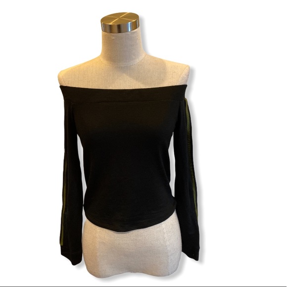 Fashion Nova Tops - Fashion Nova Black Crop Top with green and white